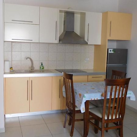 Apartment Urania_1 Sarande Luaran gambar