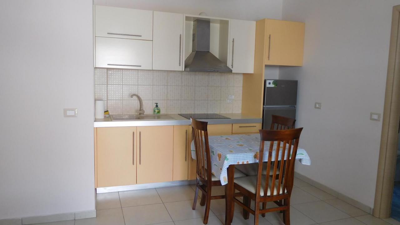 Apartment Urania_1 Sarande Luaran gambar