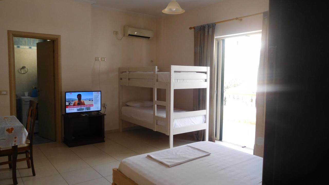 Apartment Urania_1 Sarande Luaran gambar